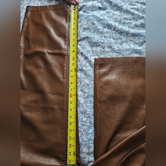 Oak + Fort - Leather vegan pants - Picture 10 of 10